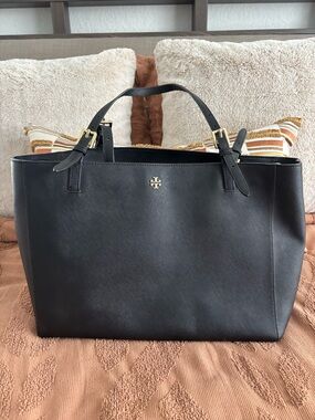 Tory Burch York Buckle Tote Black